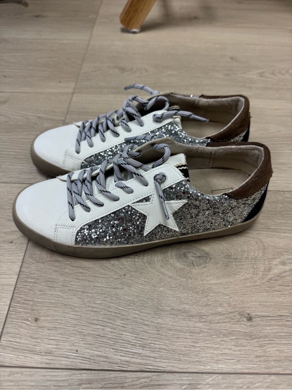 ShuShop White Sneakers with Silver Glitter Star Accent
